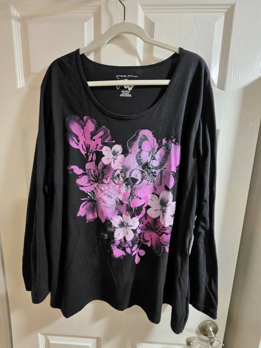 Just My Size Floral Long Sleeve Top in Black & Pink Size 4X